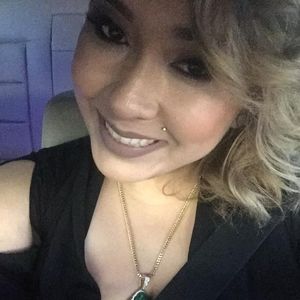 Meet your Posher Ling !! Welcome to her closet ^_^